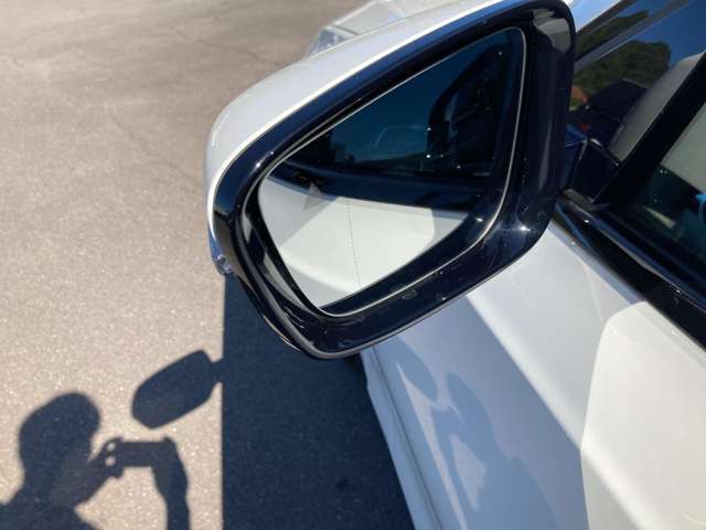 ブラインドスポットモニター