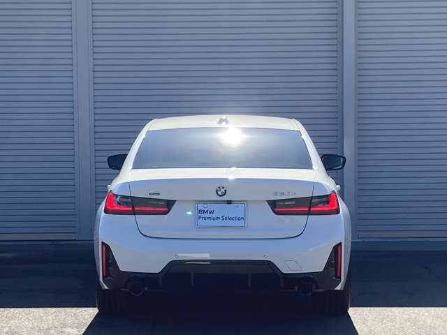 リアのデザインも素敵です。