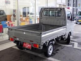 大きな荷物も、濡れた荷物も、たっぷり積める頼もしい味方！スズキのキャリィ！！