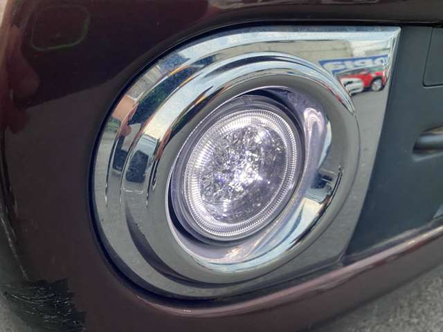 フロントフォグランプもLEDとなっております♪