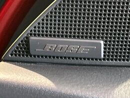 【BOSEサウンドシステム付き】充実のナビ機能はもちろん、高度なチューニング能力が搭載されており、高音質な音楽をお楽しみいただけます♪