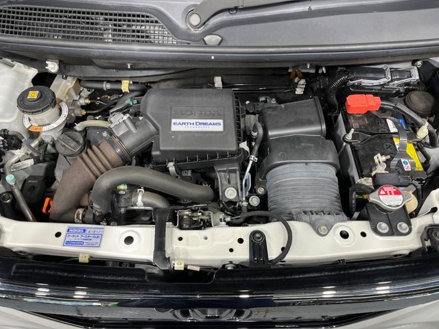 親切・丁寧な専門メカニックスタッフが応対！・車検・点検整備・事故等の修理などアフターサービスも安心。お車のカスタマイズもネクステージのサービススタッフまでご相談ください！