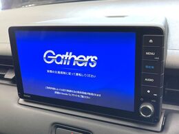 【純正ナビ】人気の純正ナビを装備。オーディオ機能も充実しており、Bluetooth接続すればお持ちのスマホやMP3プレイヤーの音楽を再生可能！毎日の運転がさらに楽しくなります！！