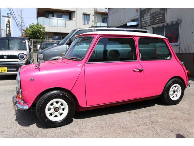 遠方のお客様でもご自宅までお届けできます。ローバーミニや軽からアメ車のボディサイズが大きいお車でも対応しています。