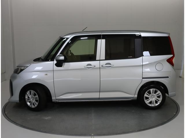後席片側電動スライドドア☆　小さなお子様の乗り降りも気楽に行えます。荷物で手一杯の際も、アクションスイッチでドアの開閉ができる上、開口部も広いため大きな物でも一人で積込みが行いやすいです！
