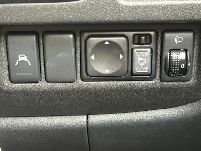 今の愛車いくらで売れるの？他社で査定して思ったより安くてショック・・・そんなお客様！是非一度WECARSの下取価格をご覧ください！お客様ができるだけお得にお乗り換えできるよう精一杯頑張ります！