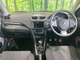 グループ総在庫数約30，000台！！全国の系列店からメーカー・車種問わずご紹介出来るので、あなたにピッタリのお車が見つかるはずです♪まずはお問い合わせ下さい☆