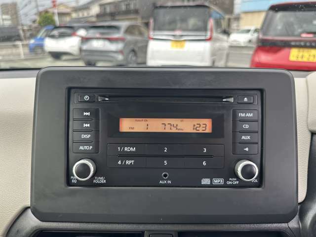 万一の衝突に備えて、いつでも安心して運転できるようエアバックシステムなどの安全装備を標準搭載！！