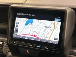 【純正8型ナビ】人気の純正ナビを装備しております。ナビの使いやすさはもちろん、オーディオ機能も充実！キャンプや旅行はもちろん、通勤や買い物など普段のドライブも楽しくなるはず♪