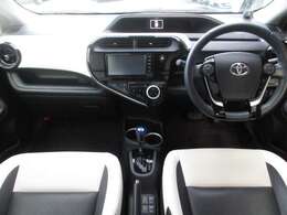 ご納車後も安心なプレミアム保証をご提案いたします。ナビや電装品、エアコンなども含めた600項目の充実した保証内容と安心のロードサービス付帯でサポートいたします。詳細はお尋ねください。