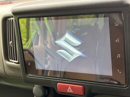 【純正ディスプレイオーディオ】お手持ちのスマートフォンとの連携で、ナビや音楽再生など各種アプリを使用可能。スマホに近い感覚でお使いいただけます♪