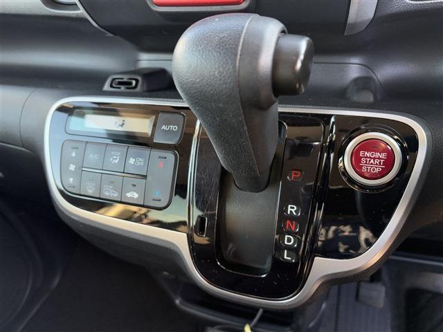 ～アフターサービスも充実～安心の四国運輸局指定工場完備です。車検・修理・板金・塗装・カーフィルム施工ボディコーティング・オーディオ取付など何でも対応致します。お気軽にご相談下さいませ。