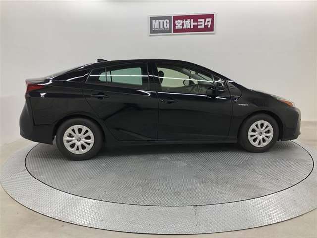 自動車保険やJAFも取扱いしています。土日も対応してますよ　♪♪