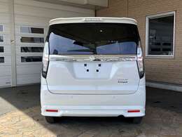 全方位カメラ付きナビ装着車