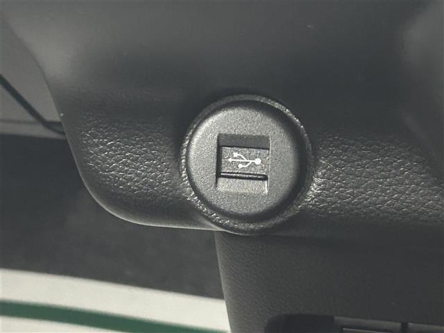 【運転席操作部】快適なドライブを楽しむための機能が装備されています！運転席から触れるので、使いやすいです！除菌プランいれていただくと、さらに清潔で安心していただけます！