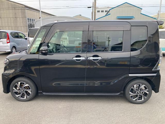 静岡ダイハツの中古車は、展示前に徹底した洗車や室内清掃を実施しております。