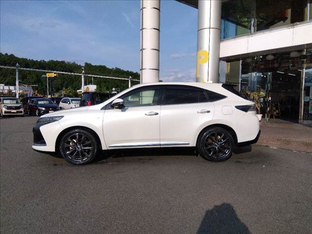 ワンオーナー☆4WD☆トヨタセーフティセンス☆9インチナビ☆バックカメラ☆ビルトインETC2.0☆ドラレコ☆パノラマムーンルーフ☆専用19インチAW☆専用ハーフレザーシート☆専用エアロ☆試乗できます☆