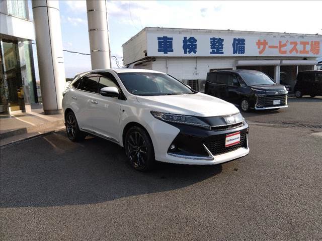 ワンオーナー☆4WD☆トヨタセーフティセンス☆9インチナビ☆バックカメラ☆ビルトインETC2.0☆ドラレコ☆パノラマムーンルーフ☆専用19インチAW☆専用ハーフレザーシート☆専用エアロ☆試乗できます☆