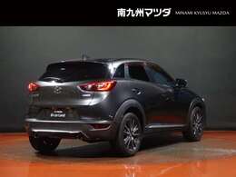 【CX-3】気品ある美しさと先鋭さ」をテーマに、上質さや洗練さを表現したデザインです。