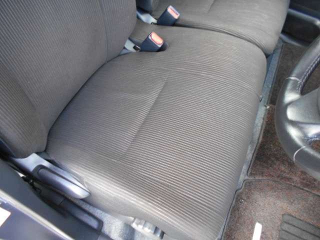 シートのヘタリもございません！