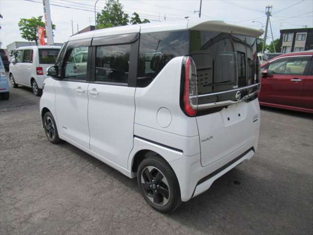 遠方の方も陸送納車承ります！