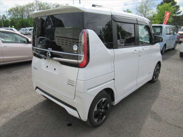 お求めやすい価格帯から登録済未使用車まで取り揃えています♪
