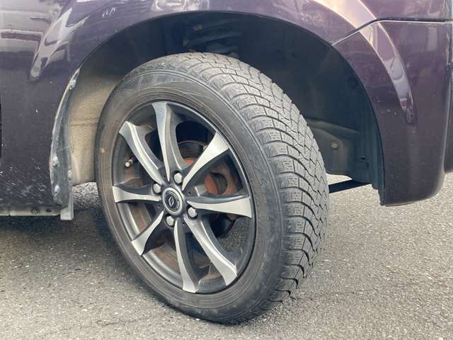 車両について詳しくなくてもご安心ください！スタッフが丁寧にご質問にお答えします！