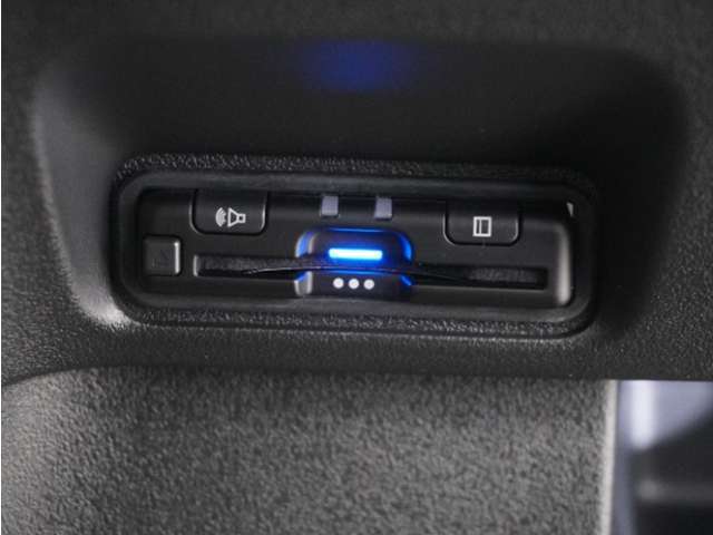【ETC車載器】高速道路のご利用時にとても便利なETC車載器。セットアップ(費用別途)後にお渡ししとなります。