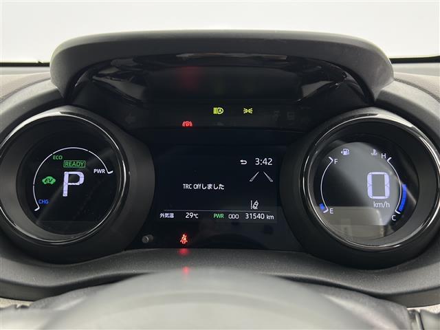 【スピードメーター】メーターがシンプルで見やすく運転しやすいですね！