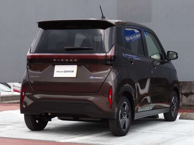 人気のQuartz（クオーツガラスコーティング）を施工すれば水洗いで車両の状態を維持できます。試してみませんか？お勧めですよ！！