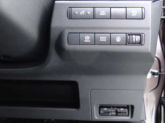 ビルトインETCユニットと各種車両設定スイッチ