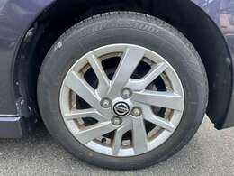 万一の衝突に備えて、いつでも安心して運転できるようエアバックシステムなどの安全装備を標準搭載！！