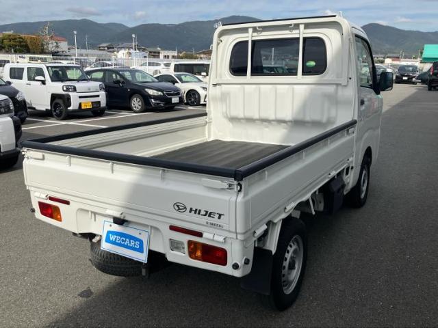 全国に店舗を展開しているのでどこでもお取り寄せが可能です！この車が気になるけど遠方だから・・・と諦める必要はありません！※別途陸送費が必要です。