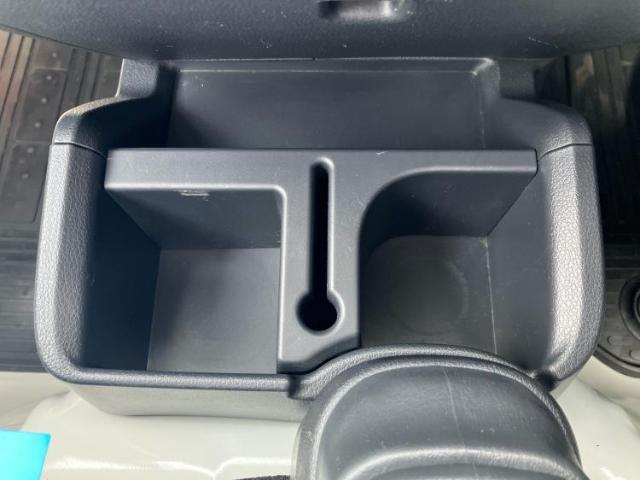 国産車から輸入車まで多様なお客様のニーズのお応えできるように、全国規模で豊富な在庫展開！車のことならWECARSへ！