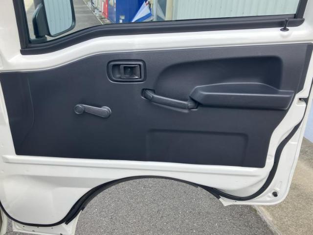 WECARSでは登録（届出）済未使用車や走行距離1万km未満の在庫車も多数ご用意しております！状態は良いものが良いけど、新車は高いな・・・そんなお客様にオススメです！