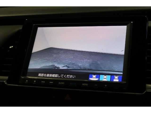 ◆◆バックカメラの画像です。車庫入れの安心感がアップしますね☆