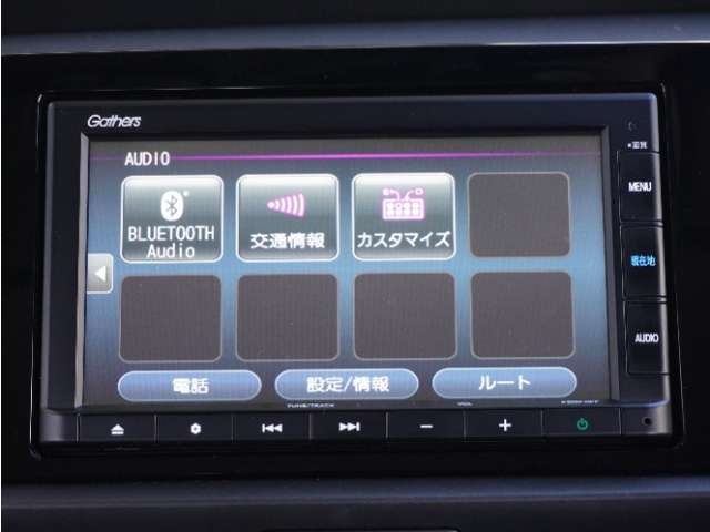 CD、ラジオ、SDオーディオ、USBオーディオ、Bluetoothオーディオで車内快適に過ごして頂けます