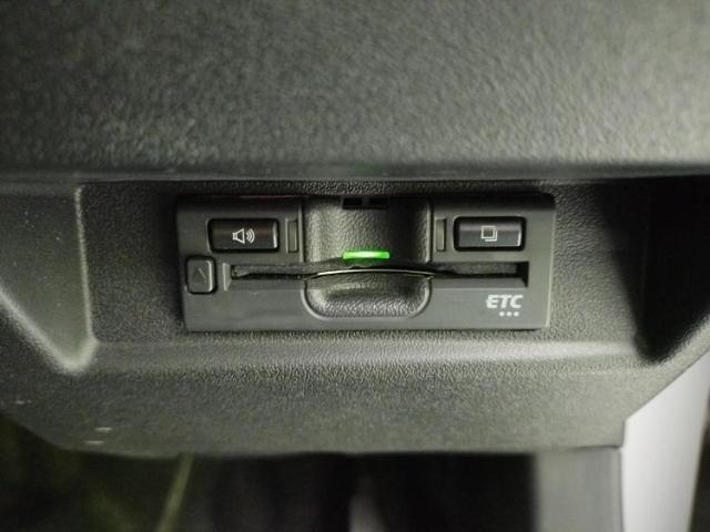 国産車から輸入車まで多様なお客様のニーズのお応えできるように、全国規模で豊富な在庫展開！車のことならWECARSへ！