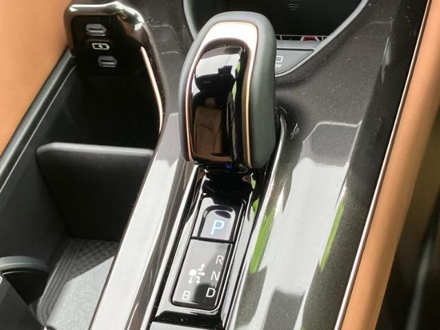 お車に合わせて無料保証以外にも、保証範囲、期間、距離を拡充させた有料保証もご用意しております！中古車の購入が初めてで不安・・・というお客様もご安心ください！