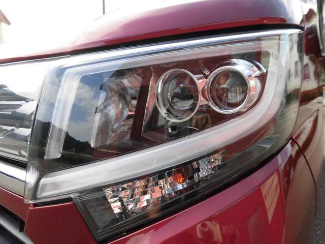 【自動車保険】各種、自動車保険も取り扱っております。現在の保険はおいくらですか？万が一の時に備えて、お客様に合ったプランをご提案します。