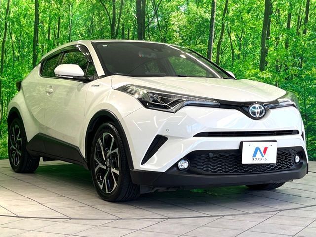大好評のボディコーティング「弾スプラッシュコート」もご納車までに施工可能。通常のガラスコートと異なる、耐久年数6年の無機質ガラスコーティングが、ボディをキレイな状態に保ってくれます。