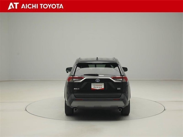 ハイブリッド車を買うならトヨタの『TOYOTA認定中古車』！保証は、初度登録年月より起算して10年間、累計走行距離20万キロ迄。更に、ロングラン保証が1年付で安心安全です♪