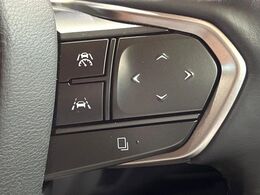 【レーダークルーズコントロール】高速道路での長距離走行が楽に！！自動で速度を保つクルーズコントロールが、衝突軽減システムと連携し、前方の車両を感知して車間を保つように速度調節してくれます！！