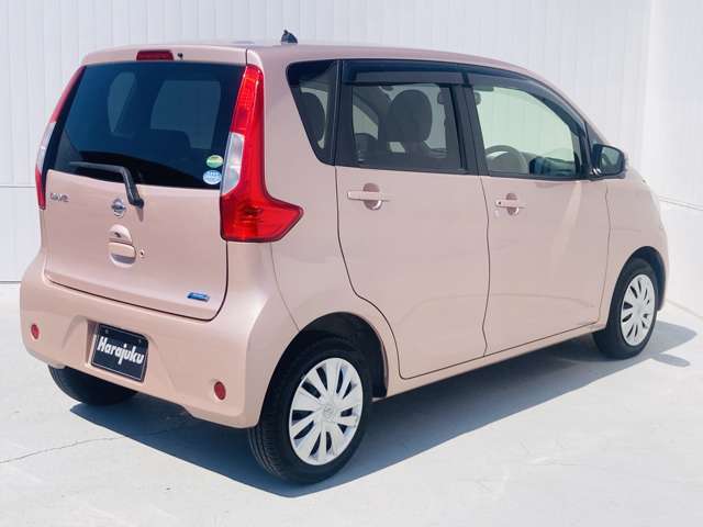 全車内外装クリーニング済み★気になる内装もピカピカです♪当社自慢のキレイさを、ぜひご覧ください。さらには、納車前にも清掃を行い、ボディーには撥水コーティングを施工してのお渡しです【ゴールドパック】