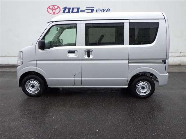 車が気になられましたらお電話かメールでお問い合わせください。他のお客様と商談が重なる場合が増えて来てますので事前にご確認ください。