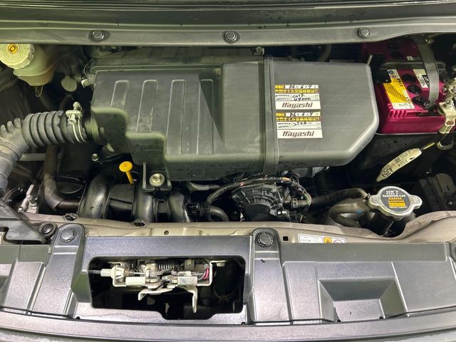 親切・丁寧な専門メカニックスタッフが応対！・車検・点検整備・事故等の修理などアフターサービスも安心。お車のカスタマイズもネクステージのサービススタッフまでご相談ください！