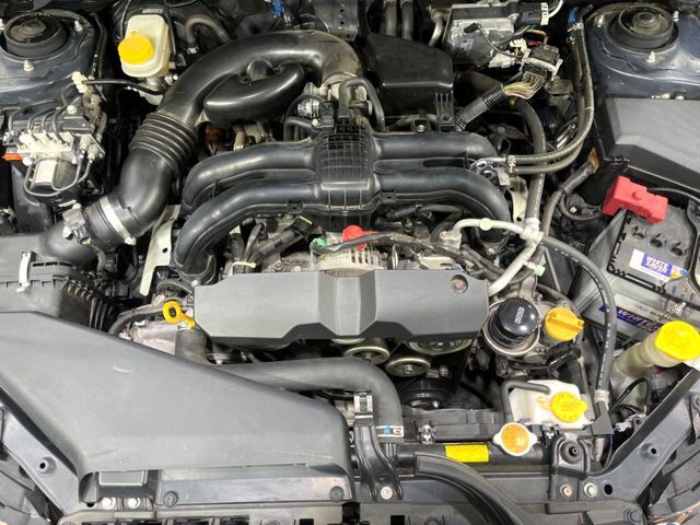 親切・丁寧な専門メカニックスタッフが応対！・車検・点検整備・事故等の修理などアフターサービスも安心。お車のカスタマイズもネクステージのサービススタッフまでご相談ください！