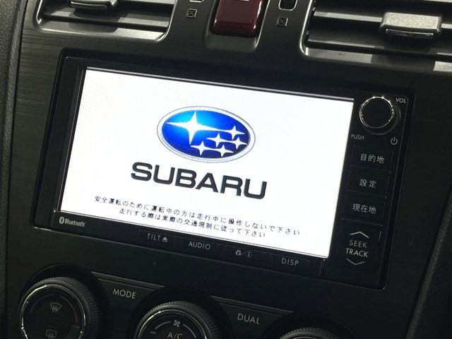 【純正ナビ】人気の純正ナビを装備。オーディオ機能も充実しており、Bluetooth接続すればお持ちのスマホやMP3プレイヤーの音楽を再生可能！毎日の運転がさらに楽しくなります！！