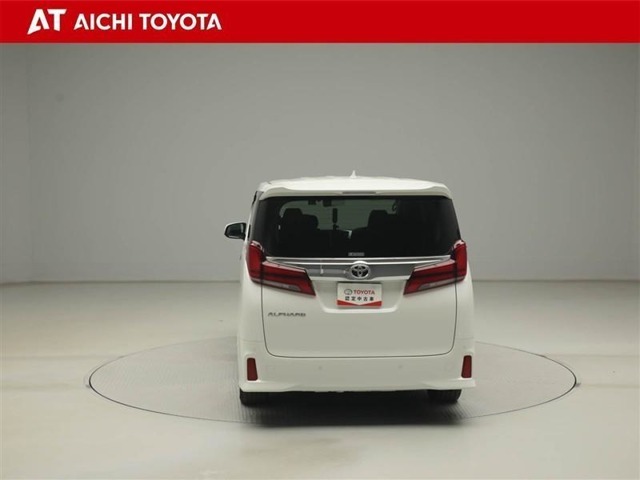『TOYOTA認定中古車』は「まるごとクリーニング」で綺麗な内外装、「車両検査証」はプロによるチェック、買ってからも安心の「ロングラン保証」、3つの安心安全を標準装備したトヨタのブランドU-Carです