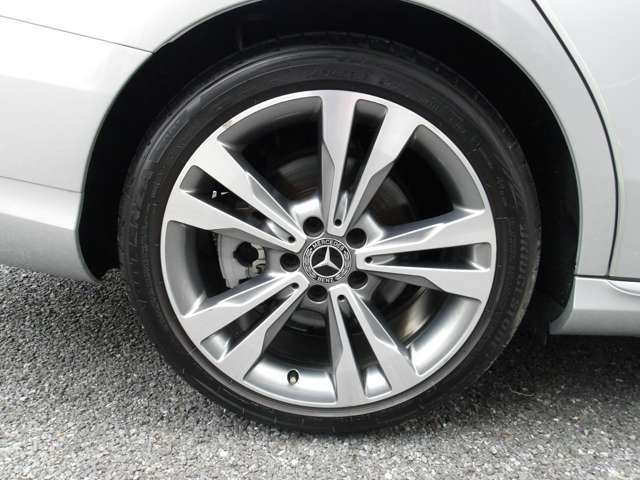 全国各地登録ご納車承りますのでお気軽の担当スタッフまでお問い合わせ下さいませ。